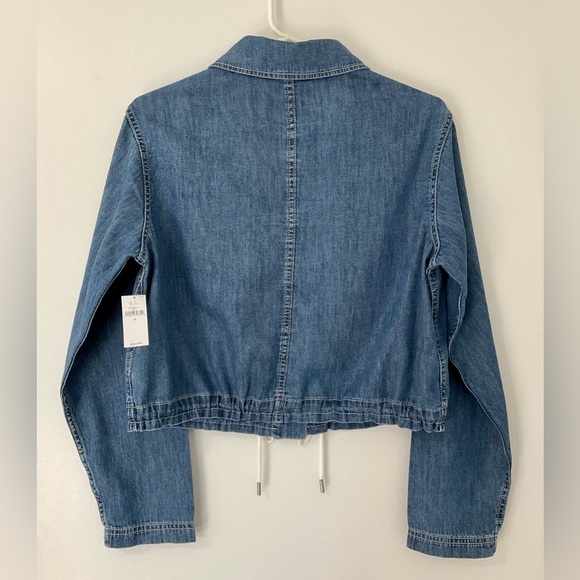 NWT GAP Cropped Denim Jacket with Buttons & Drawstring Ties, size: small - Picture 2 of 4